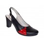 Pantofi eleganți de damă, tip slingback, cu toc gros stabil și design modern în combinație negru-roșu. Ideali pentru ținute office sau casual.